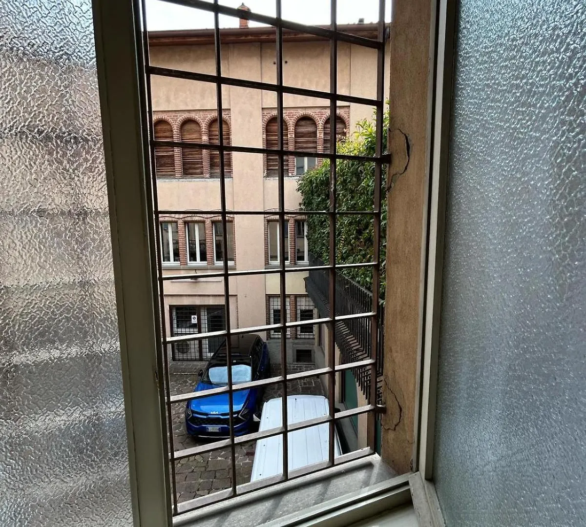 Hotel L'Affaire Du Collier Bergamo 0*,  Italia